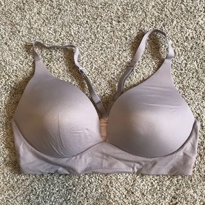 Body by Victoria Lightly Lined Plunge Bra